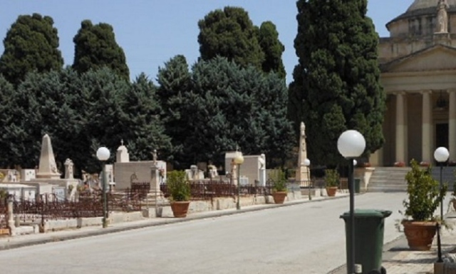 Siracusa, rinnovo concessioni loculi: Fratelli d'Italia "provvedimento illegittimo"