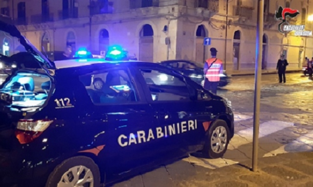 Siracusa, Ortigia passata al setaccio dai Carabinieri fino a tarda notte: 7 denunce