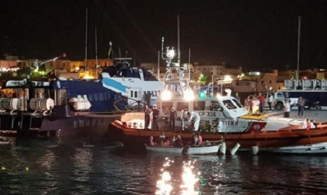 Lampedusa, due sbarchi notturni