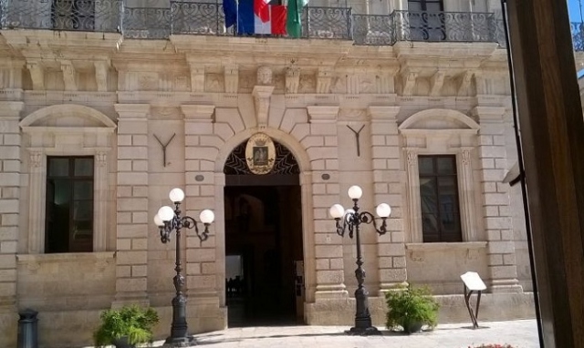 Siracusa, personale part time: 3 ore in più a settimana per i dipendenti comunali