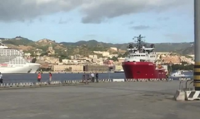 Ocean Viking verso Augusta: 236 migranti a bordo