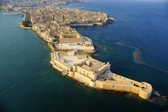 Siracusa, Elio Piscitello su turismo: "Combattere l'abusivismo per rilanciare l'economia"