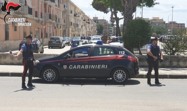 Siracusa, reati contro la persona: arrestato un 20enne