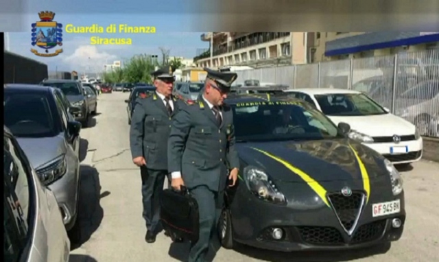 Augusta, blitz in un supermercato: scoperti 9 lavoratori in nero. In 2 percepivano il reddito di cittadinanza