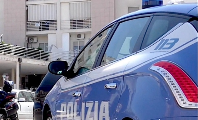 Siracusa, avrebbe messo a segno una rapina in un negozio: identificato