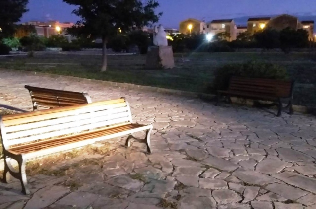 Siracusa, vandalismo: trovate alcune panchine trafugate dal parco Robinson