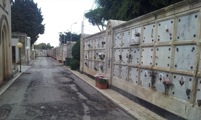 Siracusa, rinnovo loculi cimiteriali: a disposizione un pool di avvocati per le contestazioni