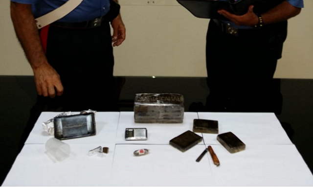 Siracusa, 16enne arrestato per detenzione e spaccio
