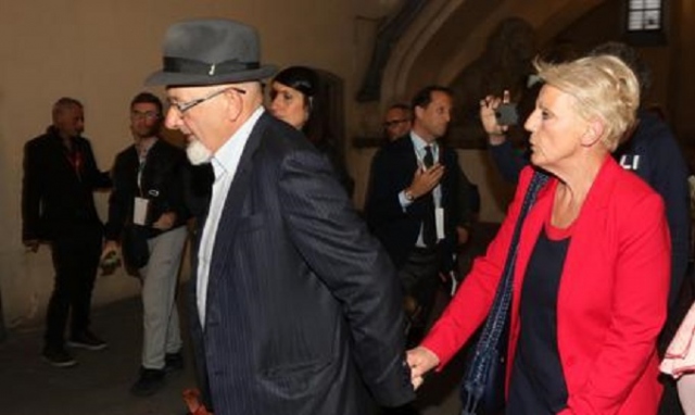 Fatture false, i genitori di Renzi condannati a un anno e 9 mesi