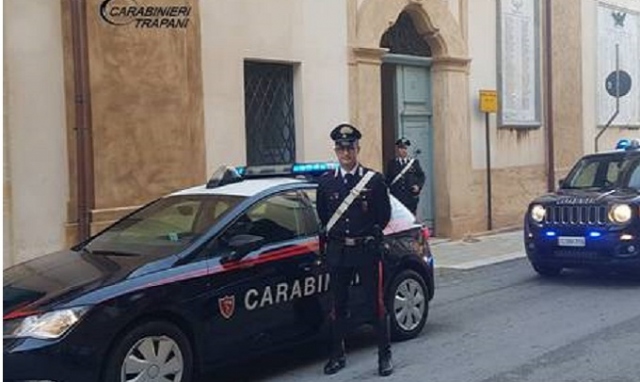 Nel Trapanese, assenteismo al Comune: 5 misure cautelari