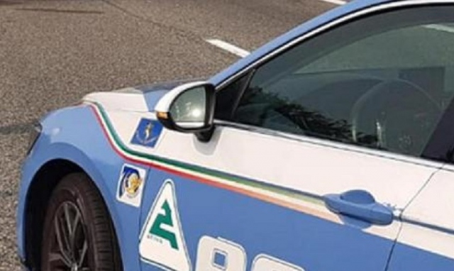 Nel Cosentino, grave incidente stradale: morti 4 giovani