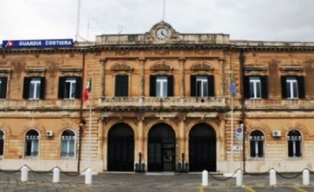 Siracusa, "Realizza il monumento": la mostra degli studenti alla Capitaneria di Porto