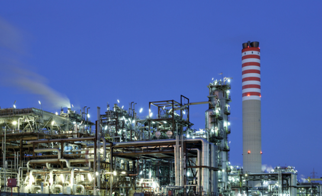 Augusta, malore per due operai all'interno della raffineria Sonatrach