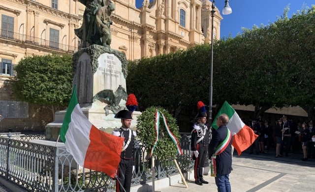 Noto ha celebrato la Festa dell’Unità Nazionale e delle Forze Armate