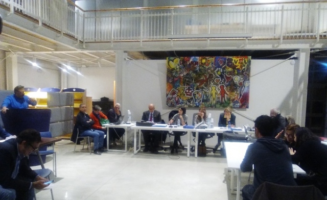 Siracusa, il Consiglio vuole provare a salvarsi in extremis: nuova votazione su consuntivo. Tre problemi: regolamento, tempi e credibilità