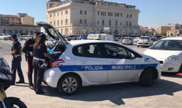 Siracusa, Polizia municipale in borghese: notificate 655 sanzioni