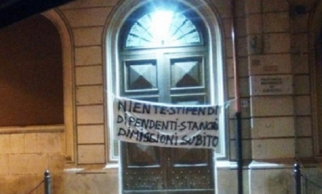 Libero Consorzio Siracusa, dipendenti senza stipendi: oggi l'incontro a Palermo con Musumeci, si tenta di racimolare 3 milioni