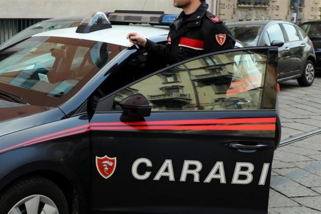 carabinieri aggressione_21204859