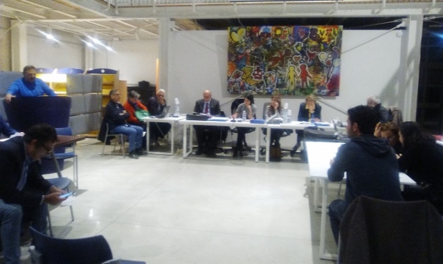 Siracusa, consiglio comunale, Lealtà e Condivisione: "Gioco allo sfascio"
