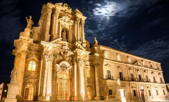 Siracusa, lectio magistralis sul monumento della Cattedrale