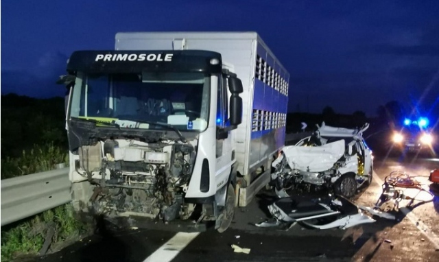 Francofonte, incidente stradale sulla SS 194: indagato per omicidio stradale il conducente del camion 