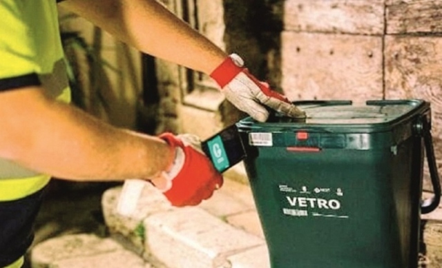 Siracusa, sospesa per oggi la distribuzione dei kit per la differenziata in via Elorina