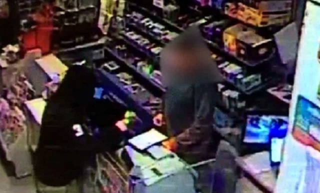 Siracusa, minore avrebbe partecipato a rapine in tabaccherie: in carcere