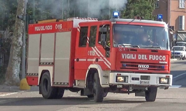 Nel Messinese, esplosione in deposito di fuochi d'artificio: almeno 3 morti