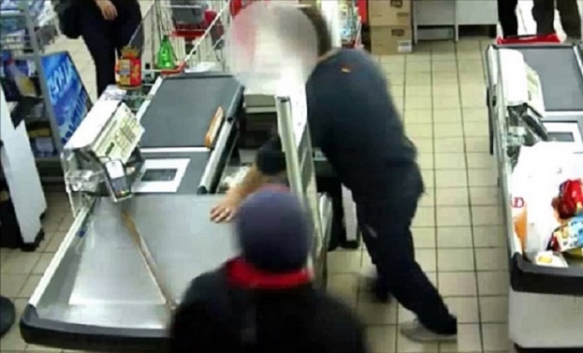 Siracusa, rapina in supermercato: bottino 200 euro, arrestato