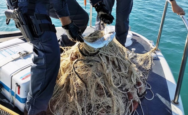 Augusta, trovata nel Porto una rete da pesca: sequestrata