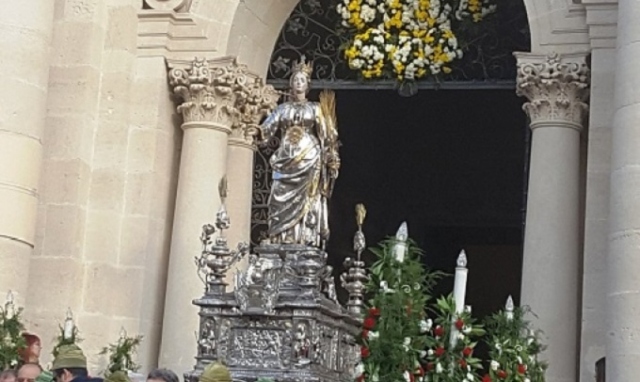 E' il giorno di Santa Lucia, Siracusa riabbraccia la sua Patrona: dalle 15,30 la processione