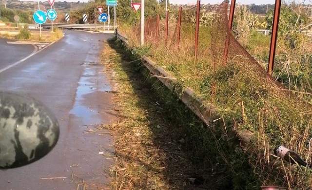 Siracusa, via alle operazioni di diserbo ai Pantanelli