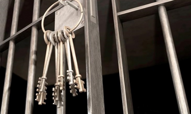 Suicidio in carcere a Natale a Siracusa: pare che il giovane detenuto fosse in attesa della senten­za di appello