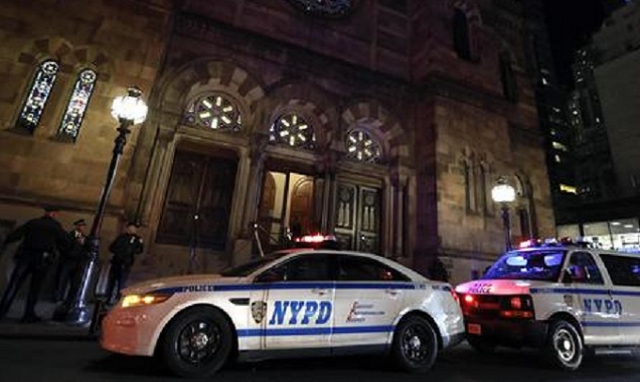 New York, attacco con machete in casa rabbino: 5 feriti