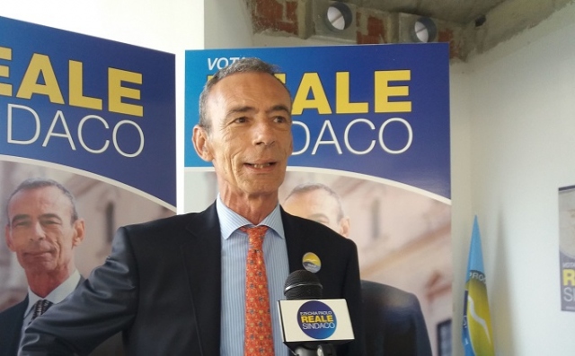 Siracusa, Reale scrive una lettera aperta ai suoi sostenitori: "Lasciamo agli altri i tentativi di mistificare la verità"