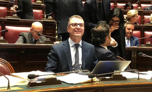 Scerra in Parlamento sulle modifiche al Mes: "il Governo lavori con una logica di pacchetto"
