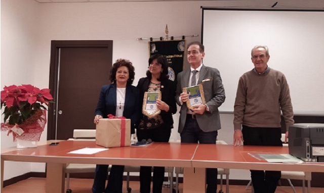 Siracusa, una macchina fotografica e una poltrona relax dal Soroptimist al Codice Rosa