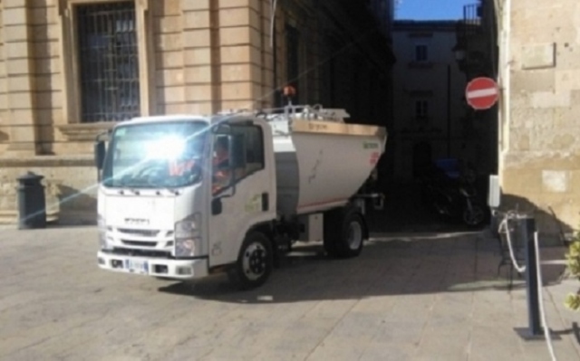 Siracusa, raccolta rifiuti: da ieri i nuovi calendari, aumentano i controlli