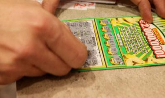 Manovra, dal primo marzo la tassa sulle vincite sale al 20%