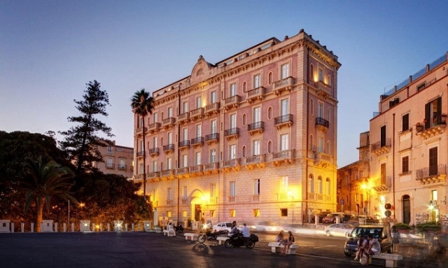 Siracusa, grosso investimento per il complesso alberghiero Des Etrangers: diventerà un hotel 5 stelle lusso