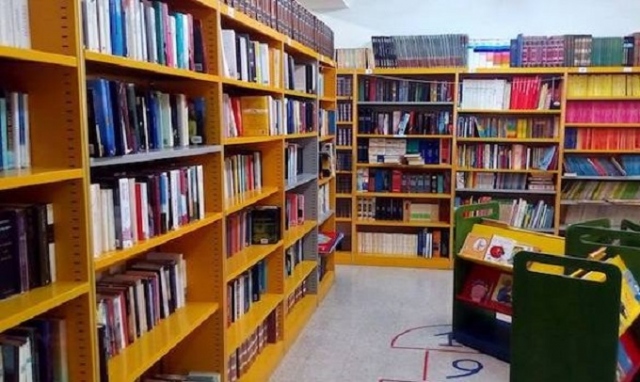 Siracusa, rivive la Biblioteca: via ai corsi di fotografia, yoga, musica e inglese