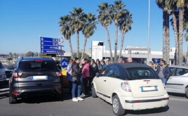 Siracusa, tornano a manifestare i lavoratori del gruppo Cambria: stamattina in sit-in