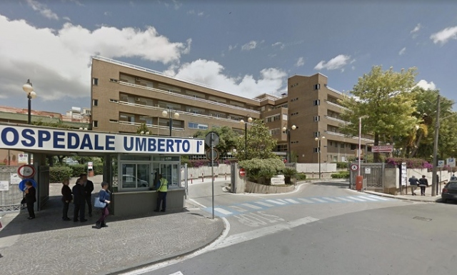 Siracusa, rifacimento segnaletica orizzontale al parcheggio dell'Umberto I: chiuso per 3 giorni