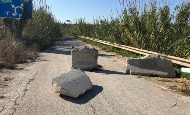 Siracusa, abbandonato il cantiere sulla svincolo Maremonti