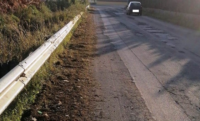 Siracusa, via alle operazione di diserbo in zona Tivoli