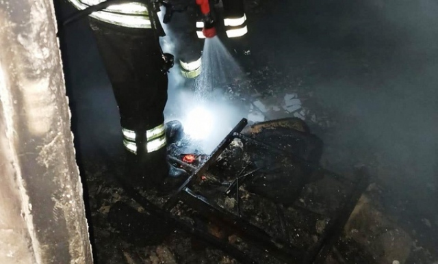 Lentini, appartamento a fuoco: nelle fiamme muore un uomo di 90 anni