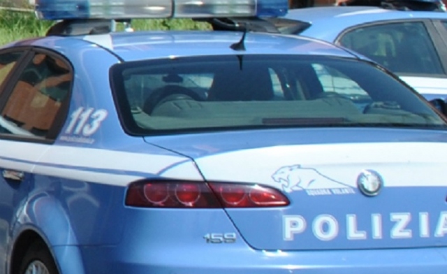 Siracusa, in un’area condominiale con arnesi atti allo scasso: denunciati