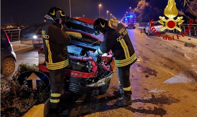 Siracusa, incidente stradale in viale Paolo Orsi: ferita una donna