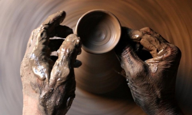 A Siracusa gli artigiani lavorano 223 giorni per pagare i tributi, 142 per consumi familiari