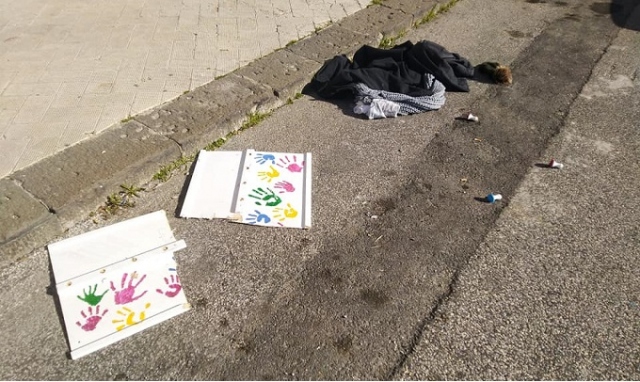 Siracusa, distrutto il Muro della gentilezza installato dalla Consulta Civica